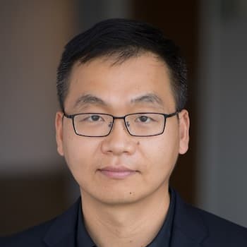 Qibin Qi Headshot