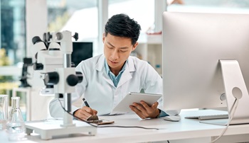 learning-and-skills-doctor-working-at-a-desk
