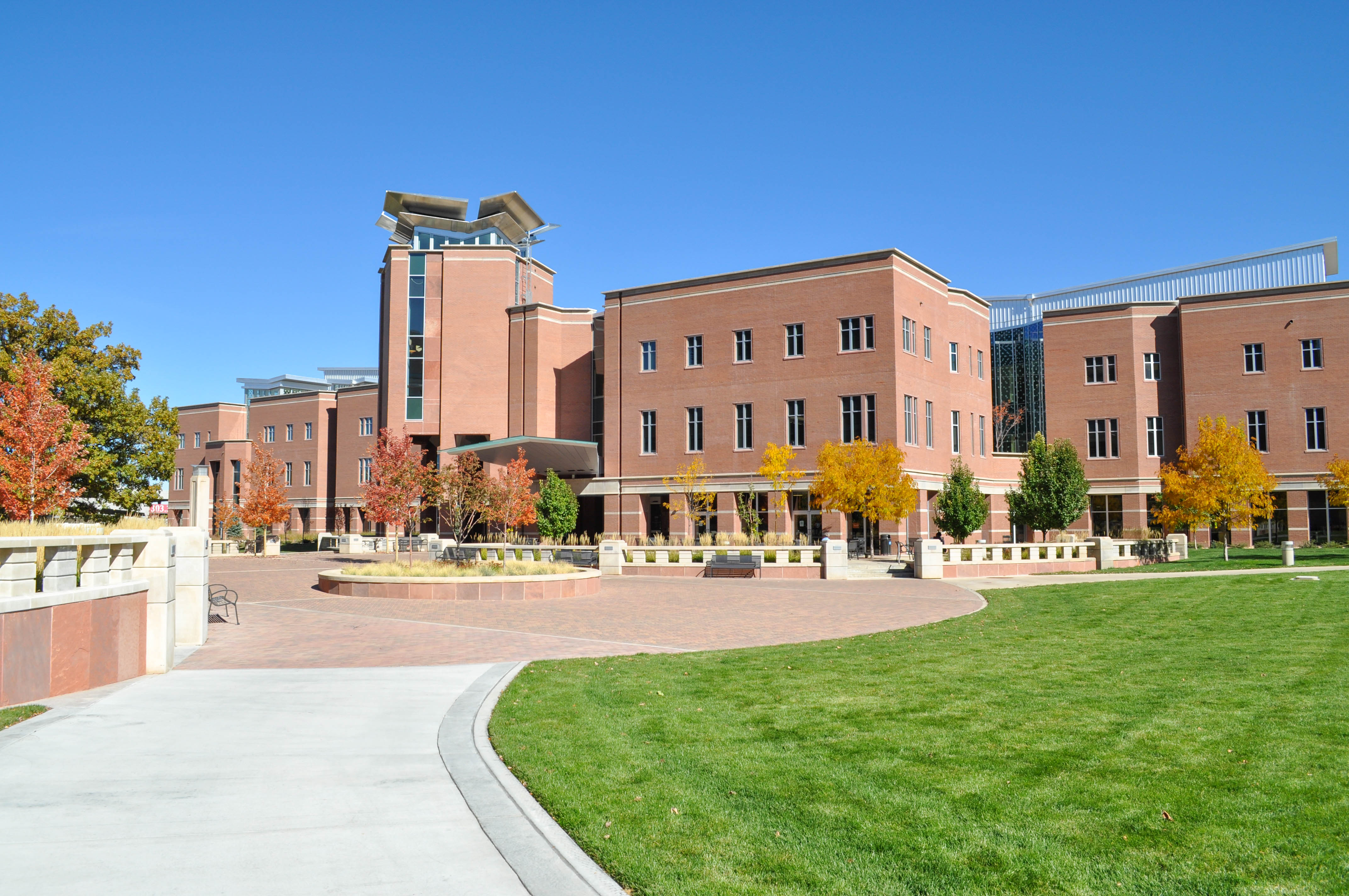 Strauss Health Sciences Library