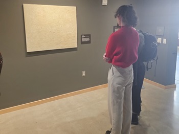 GraduatestudentsintheFulginitiGallery