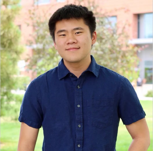 Scott Lin Headshot
