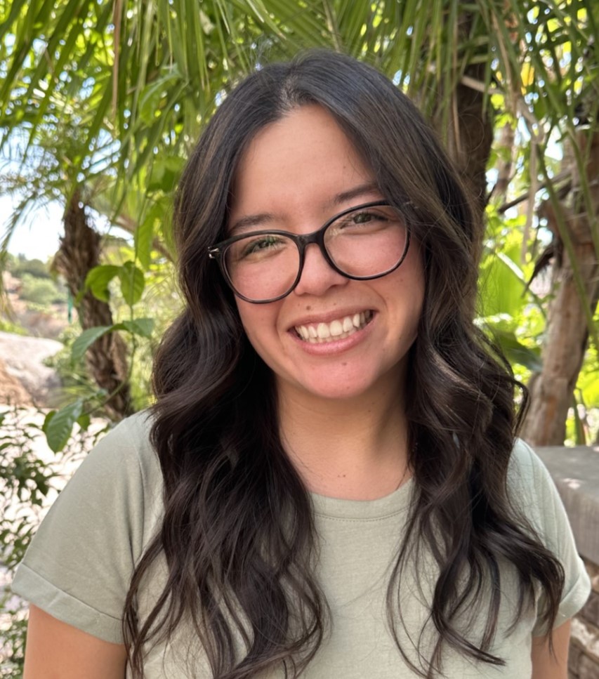 Cristina Velasquez Headshot