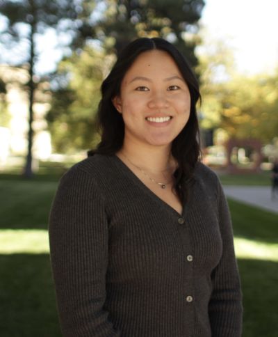 Elizabeth Ung Headshot