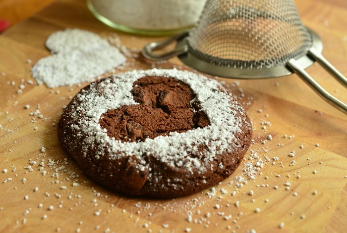 cookie-g50ed1fb74_1920