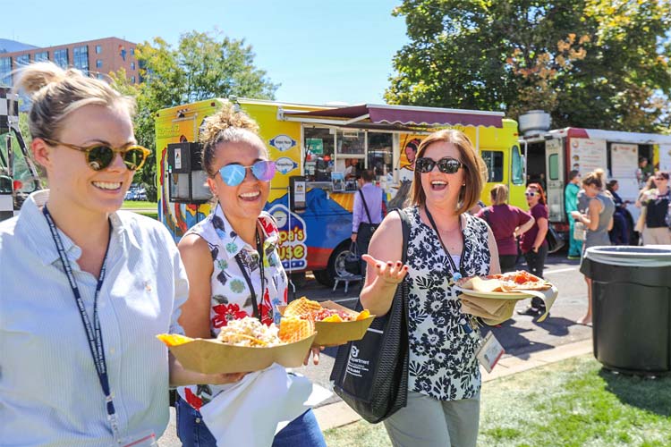Food truck dining options