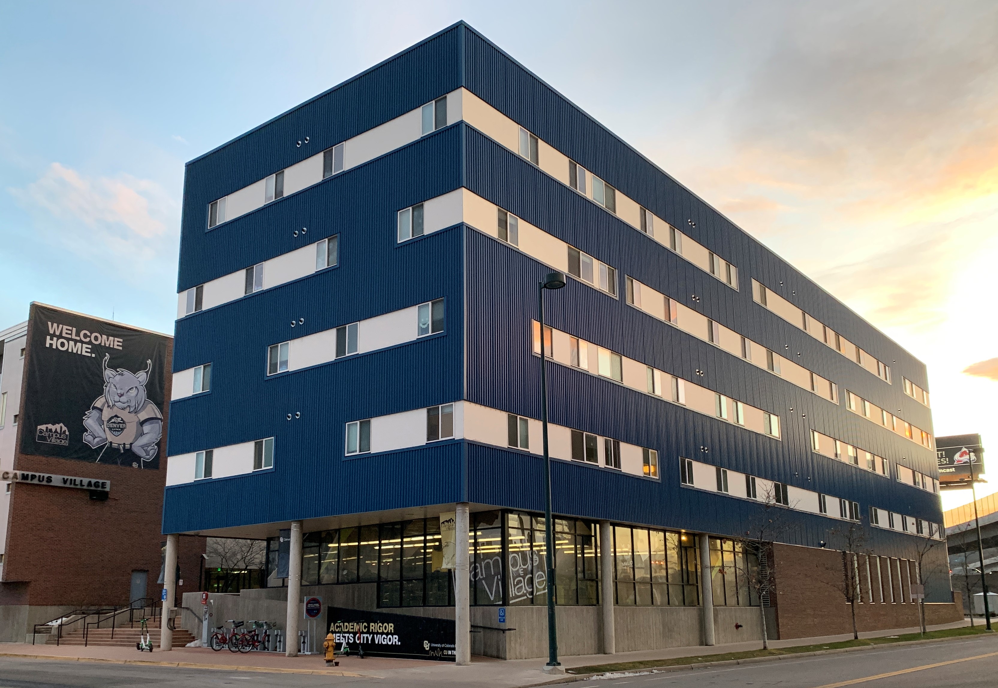 Lynx Crossing Building