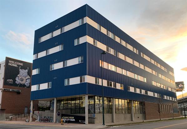 Lynx_crossing_20191211 Lynx Crossing Building