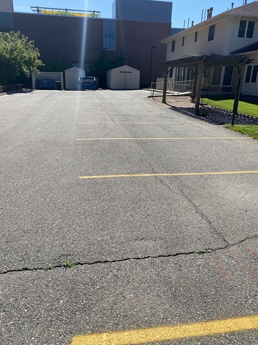 V07 Parking