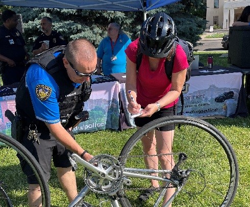 Officer Langford helps cyclist find serial number rs (2)