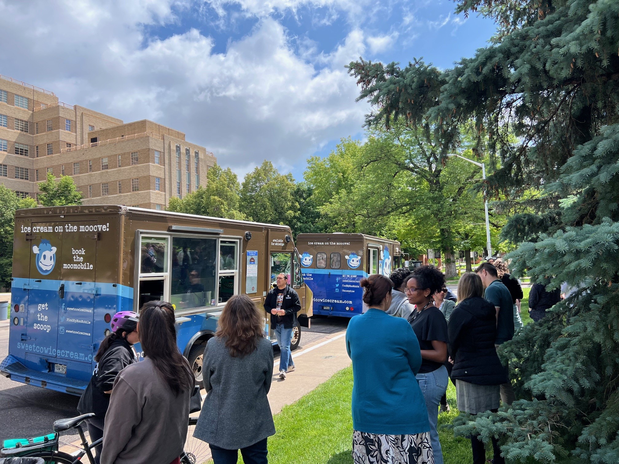 Staff Council Ice Cream Event